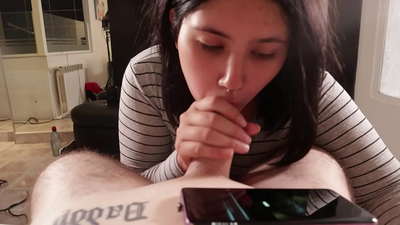 Kiusaan sisarpuoliani kun hän katsoo Disneytä [Cum]